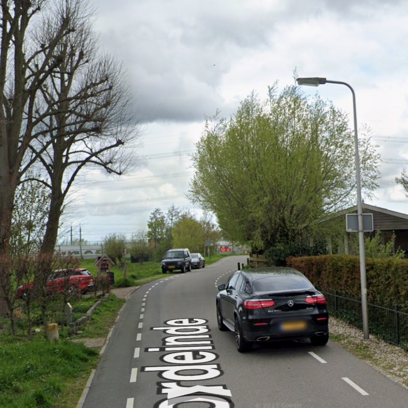 Aanleg rode fietsstroken vanaf het Noordeinde